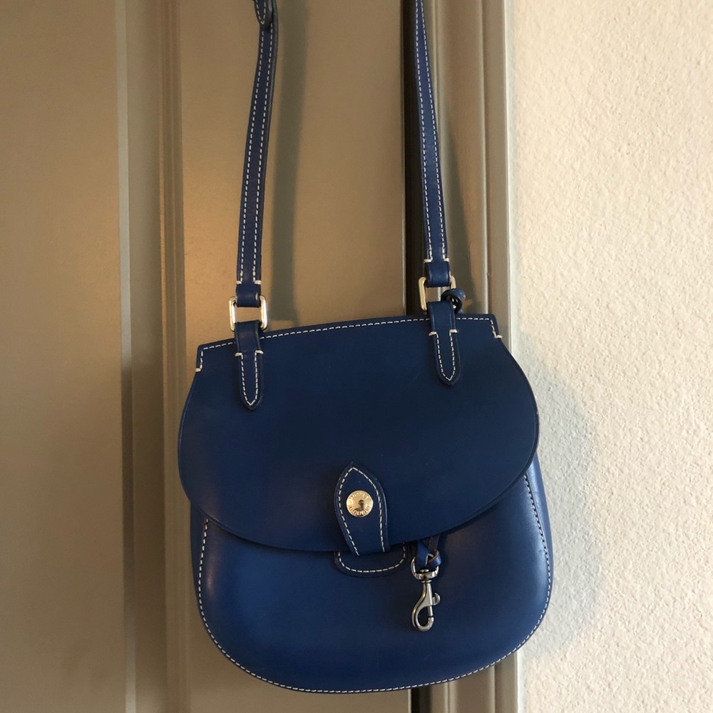 Dooney & Bourke bag